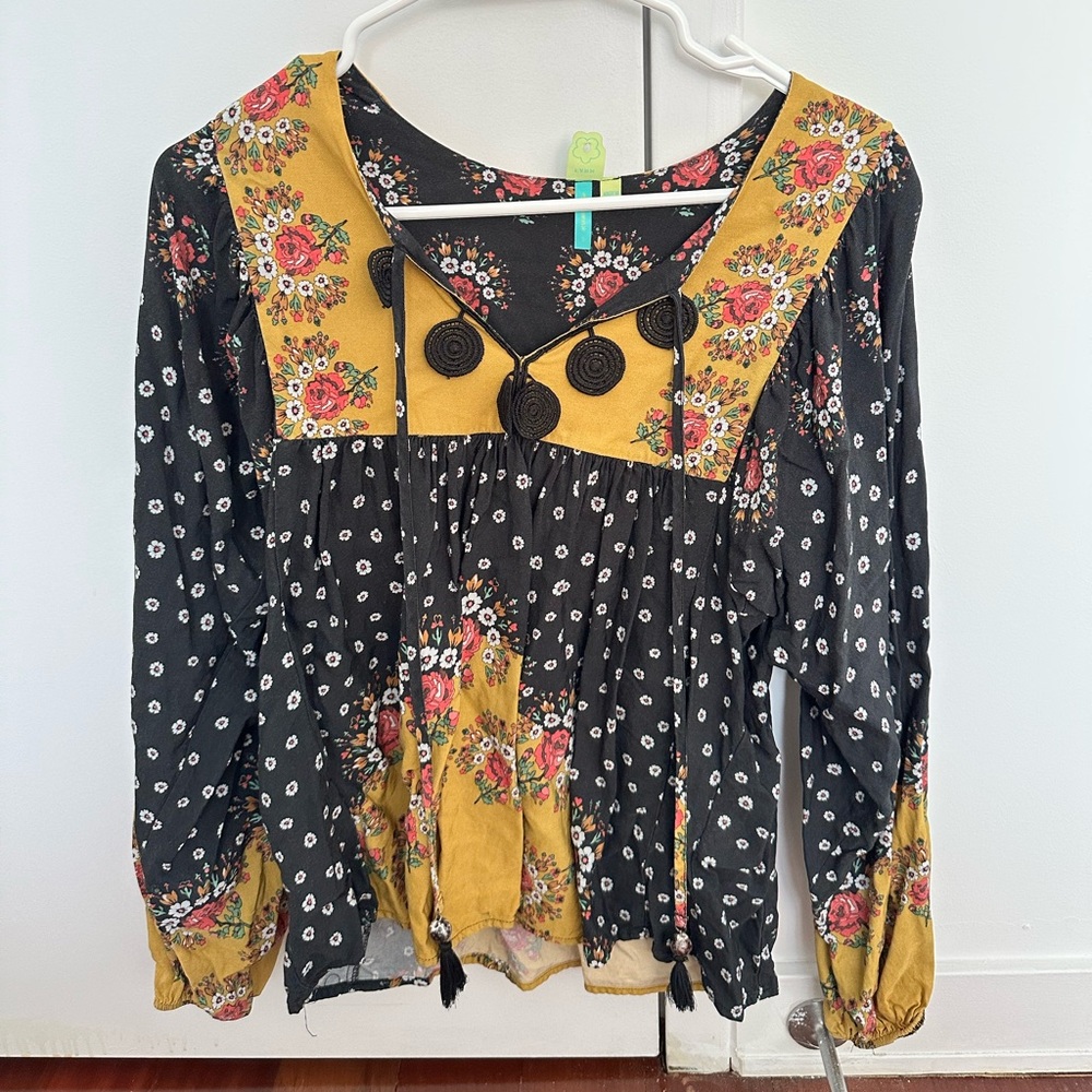 Farm Rio baby doll floral patterned blouse